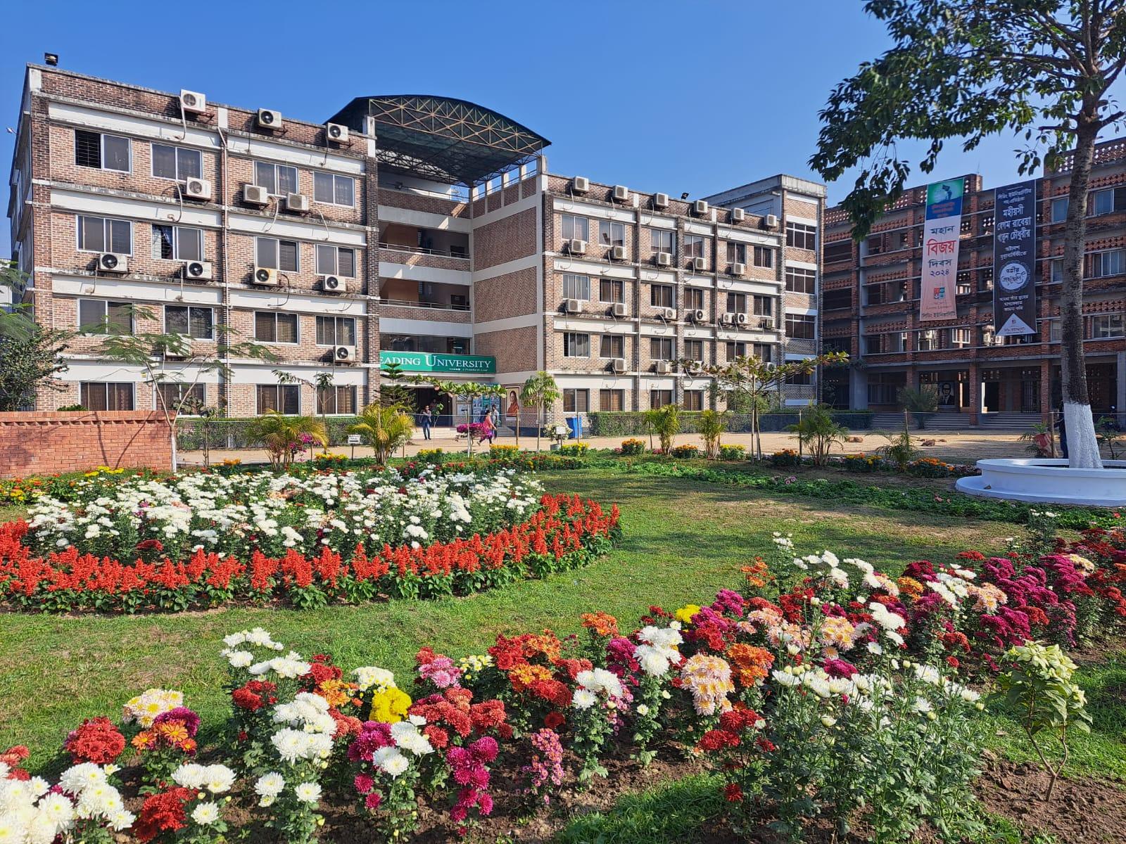 Leading University - Image 3